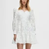 SELECTED LÅNGÄRMAD BLOMMIG KORT KLÄNNING White Online