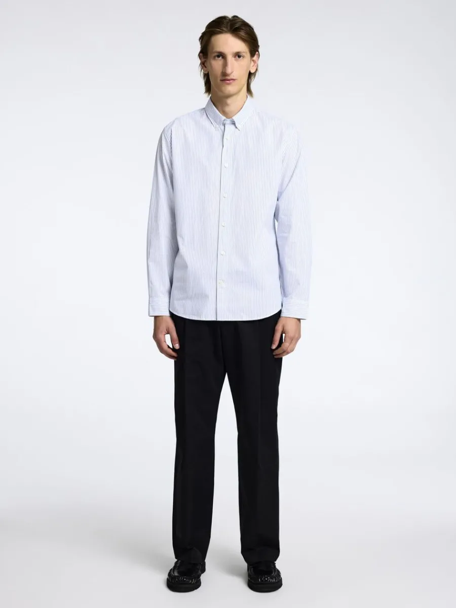 lngrmad_buttondownskjorta_2.webp SELECTED LÅNGÄRMAD BUTTON-DOWN-SKJORTA Blue Outlet