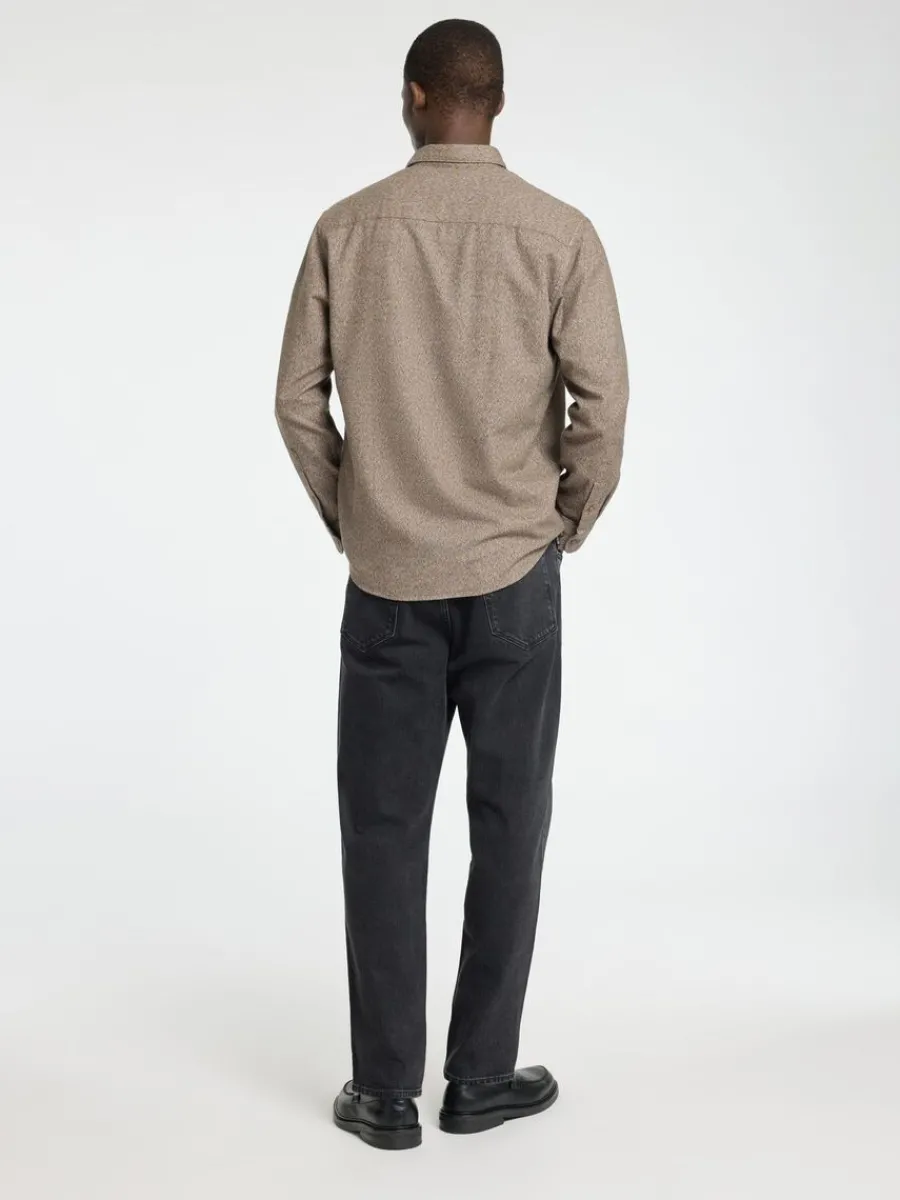 lngrmad_flanellskjorta_1-1.webp SELECTED LÅNGÄRMAD FLANELLSKJORTA Brown Fashion