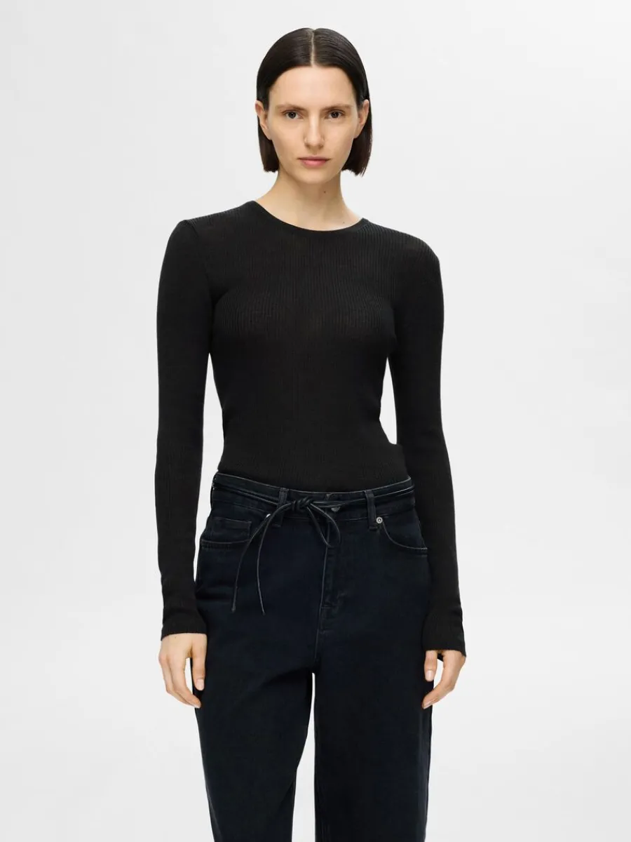 lngrmad_stickad_topp_0-3.webp SELECTED LÅNGÄRMAD STICKAD TOPP Black Best Sale