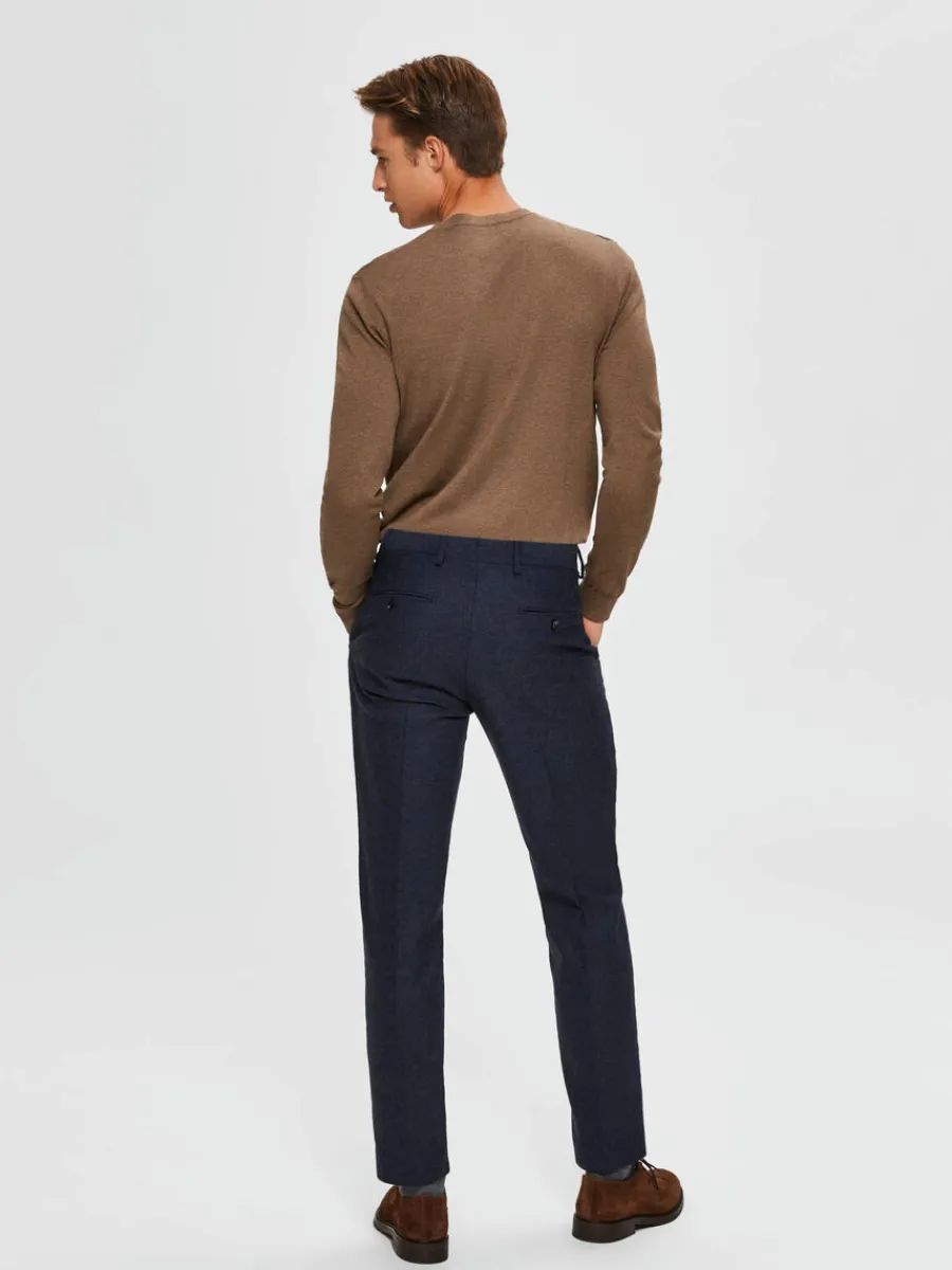 lngrmad_stickad_trja_5-30.webp SELECTED LÅNGÄRMAD STICKAD TRÖJA Brown Best Sale