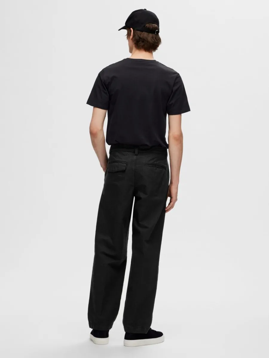 loose_fit_chinos_1-1.webp SELECTED 220 LOOSE FIT CHINOS Black Hot