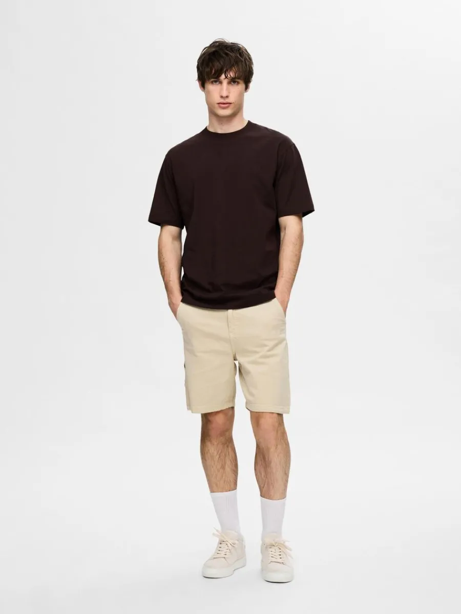 ls_passform_shorts_2.webp SELECTED LÖS PASSFORM SHORTS Beige Flash Sale