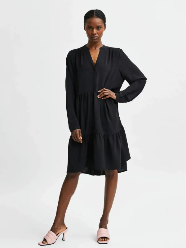 SELECTED MED VOLANGER KORT KLÄNNING Black Best Sale
