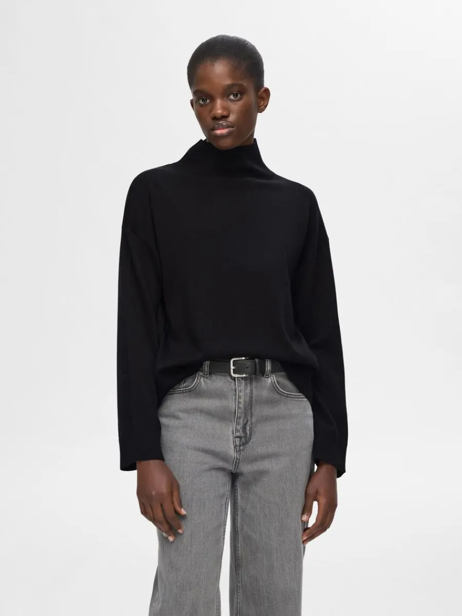 merinoull_trja_med_hg_ha_0.webp SELECTED 100% MERINOULL TRÖJA MED HÖG HALS Black Fashion