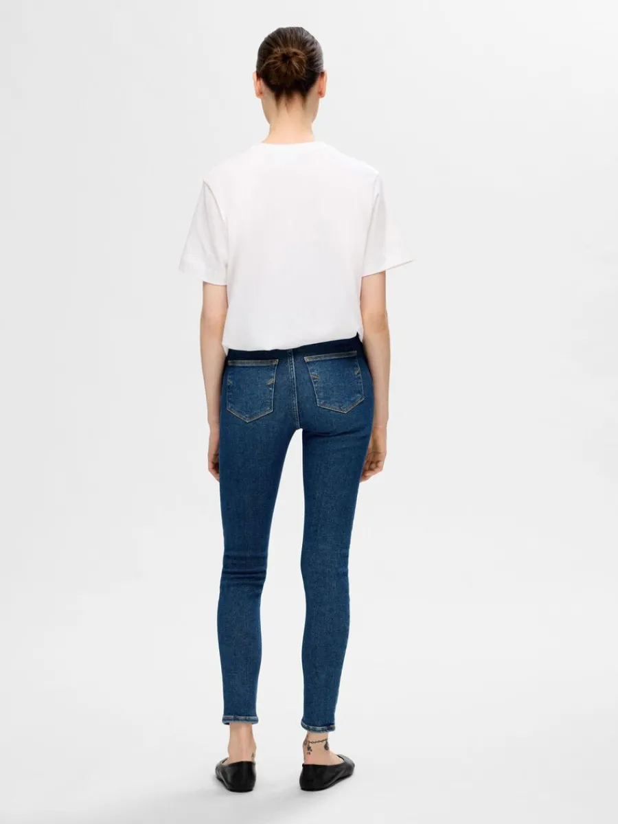 mrk_tvtt_skinny_fitjeans_4.webp SELECTED MÖRK TVÄTT SKINNY FIT-JEANS Blue Online