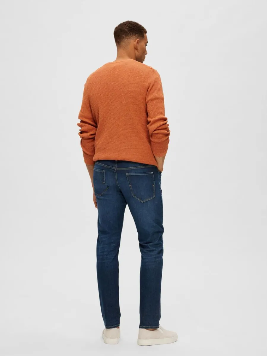 mrk_tvtt_straight_fitjean_1-2.webp SELECTED MÖRK TVÄTT STRAIGHT FIT-JEANS Blue Outlet