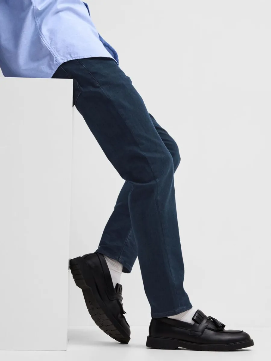 mrk_tvtt_straight_fitjean_3-1.webp SELECTED MÖRK TVÄTT STRAIGHT FIT-JEANS Blue Outlet