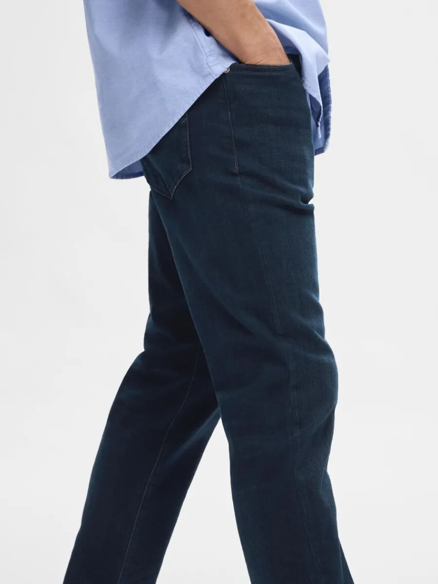 mrk_tvtt_straight_fitjean_5-1.webp SELECTED MÖRK TVÄTT STRAIGHT FIT-JEANS Blue Outlet