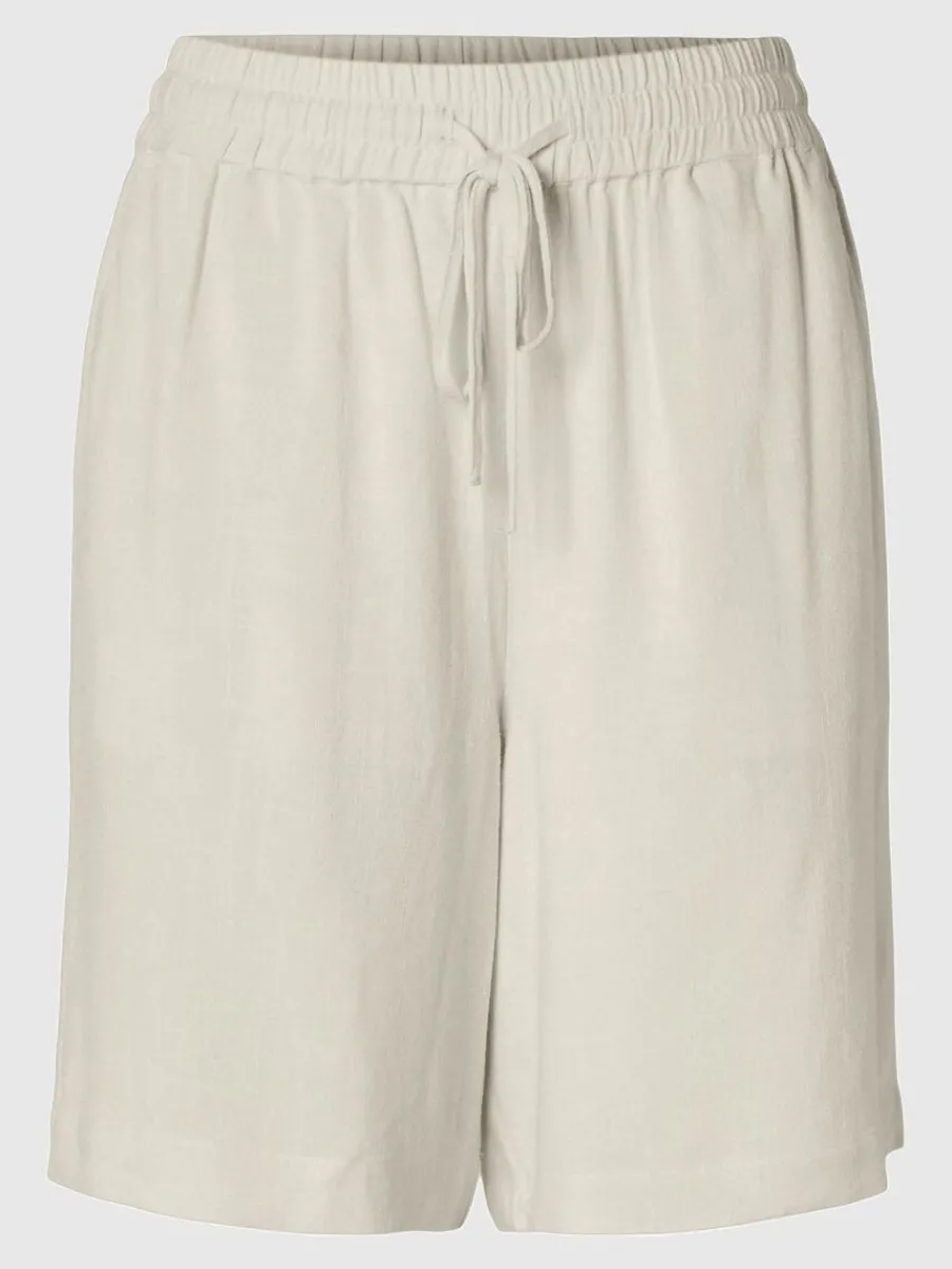 normal_midja_shorts_0.webp SELECTED NORMAL MIDJA SHORTS Beige New