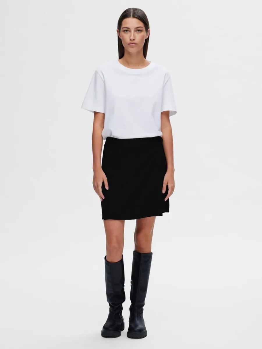 omlott_minikjol_2.webp SELECTED OMLOTT MINIKJOL Black Outlet