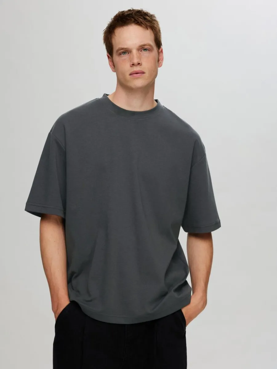 oversize_korta_rmar_tshir_2-4.webp SELECTED OVERSIZE KORTA ÄRMAR T-SHIRT Grey Online
