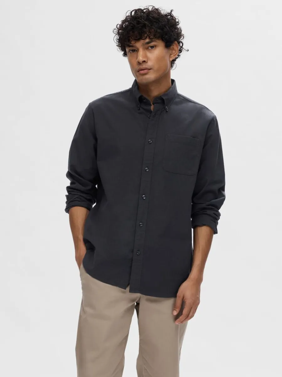 oxford_skjorta_0-7.webp SELECTED OXFORD SKJORTA Black Clearance