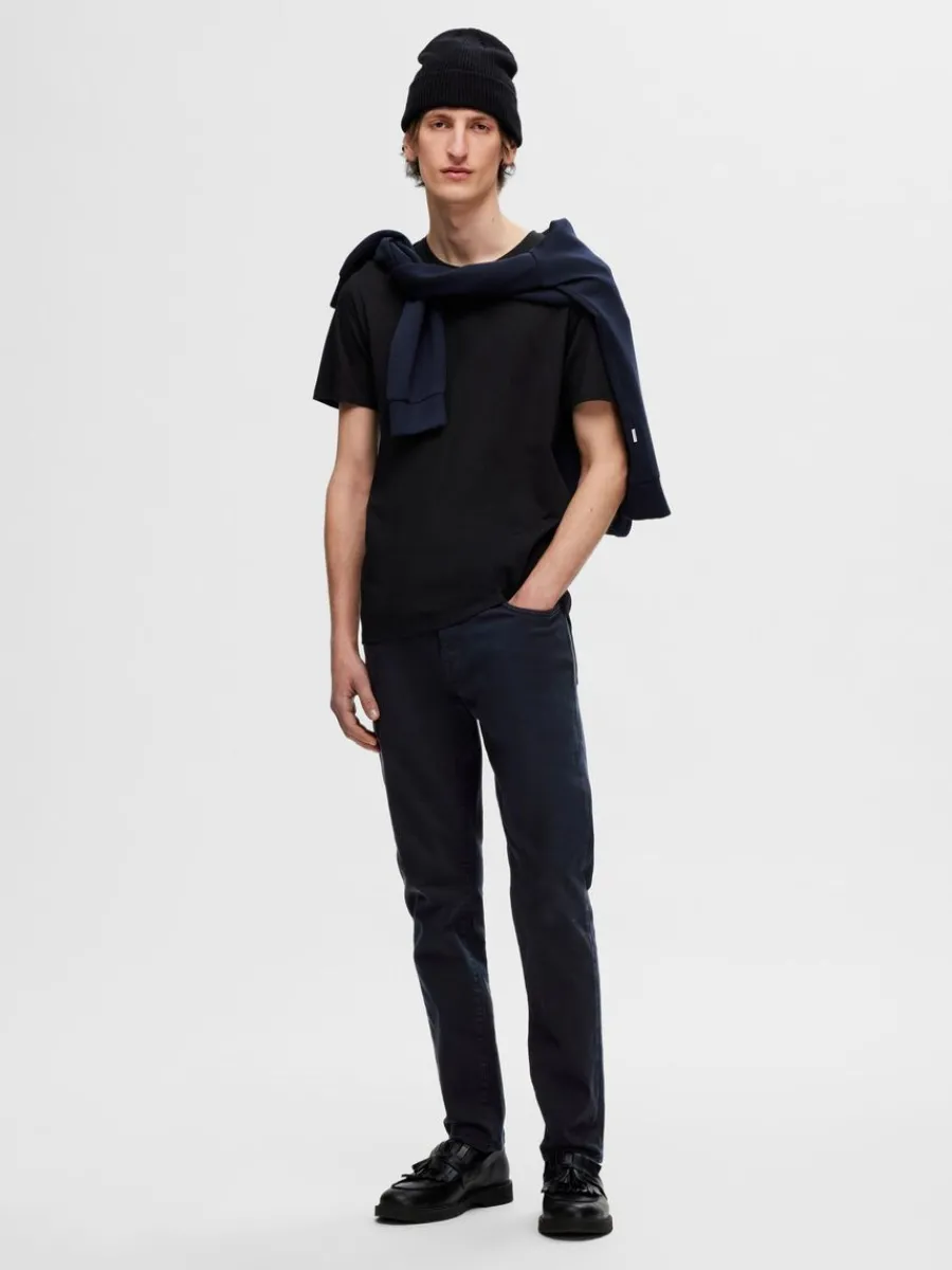 pack_bomull_tshirt_1-2.webp SELECTED 3-PACK BOMULL T-SHIRT Black Sale