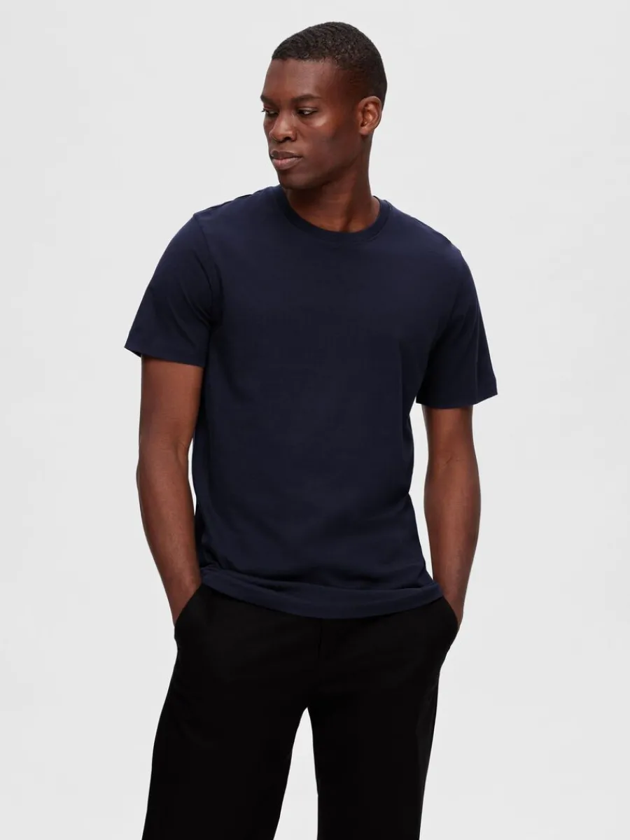 pack_bomull_tshirt_2-5.webp SELECTED 3-PACK BOMULL T-SHIRT Black New