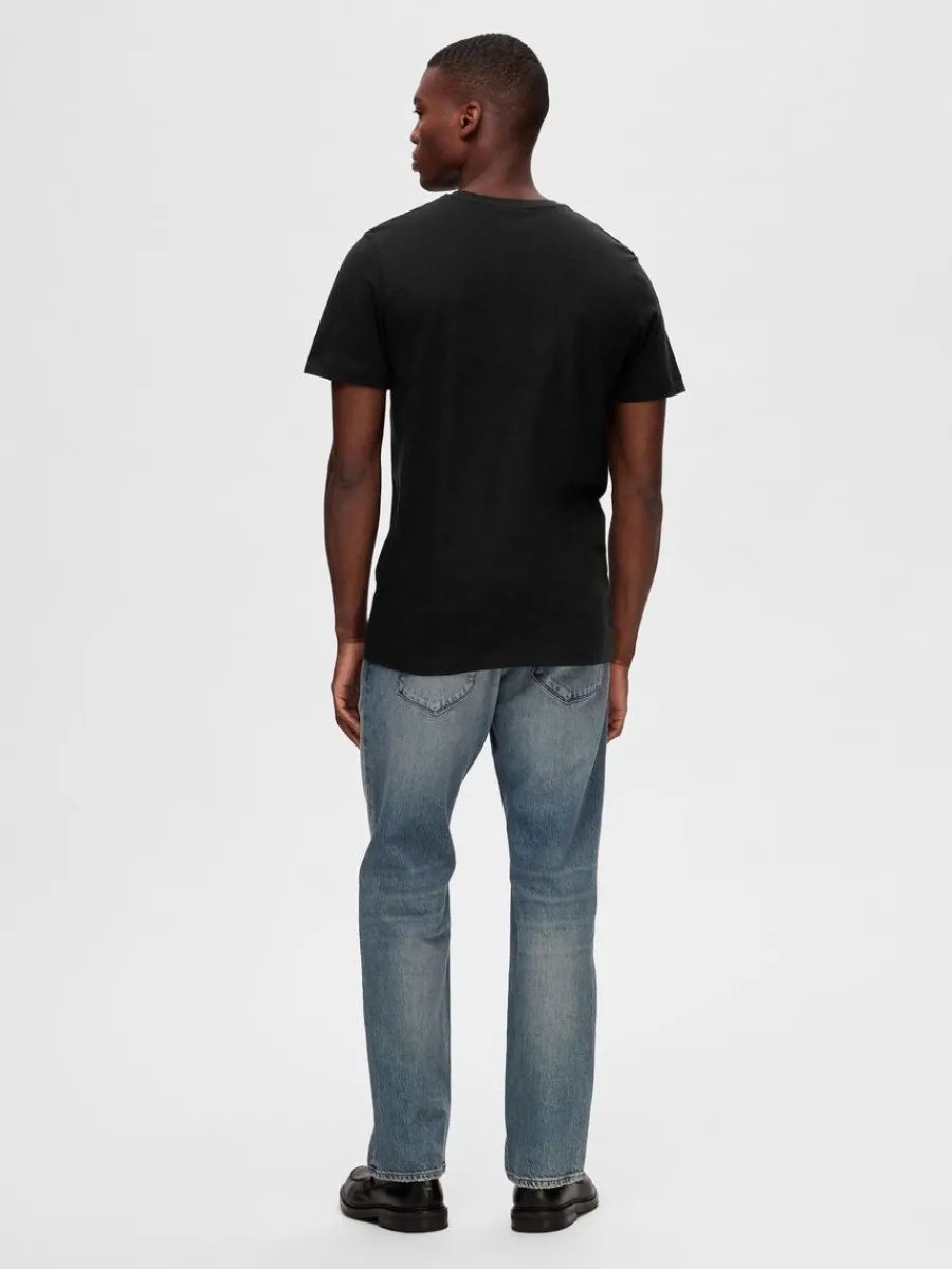 pack_bomull_tshirt_4-7.webp SELECTED 3-PACK BOMULL T-SHIRT Black Outlet