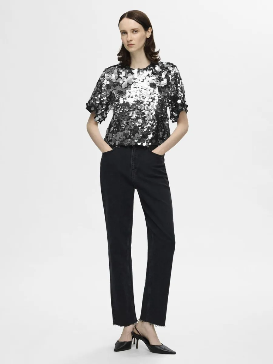 paljett_beskuren_topp_1.webp SELECTED PALJETT BESKUREN TOPP Silver Shop