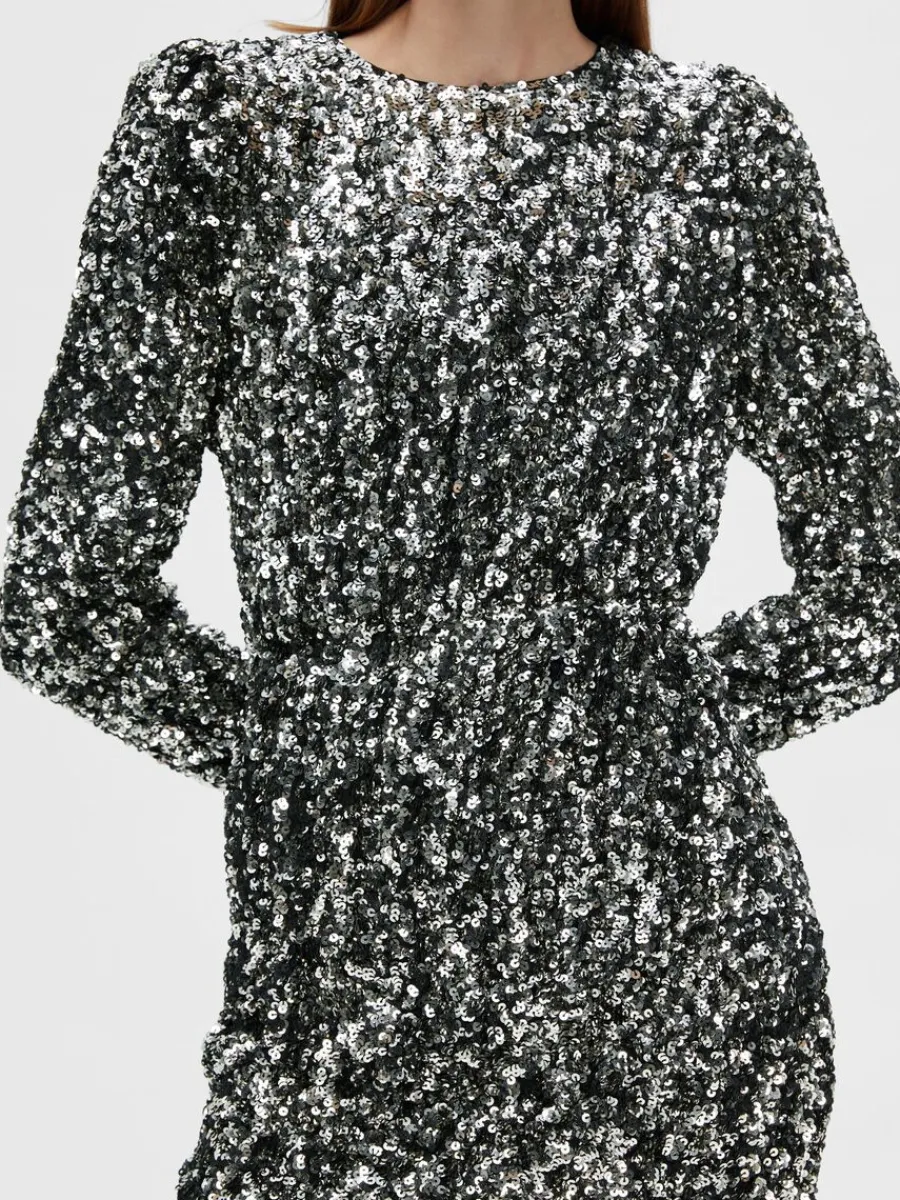 paljett_kort_klnning_3-1.webp SELECTED PALJETT KORT KLÄNNING Silver Best Sale