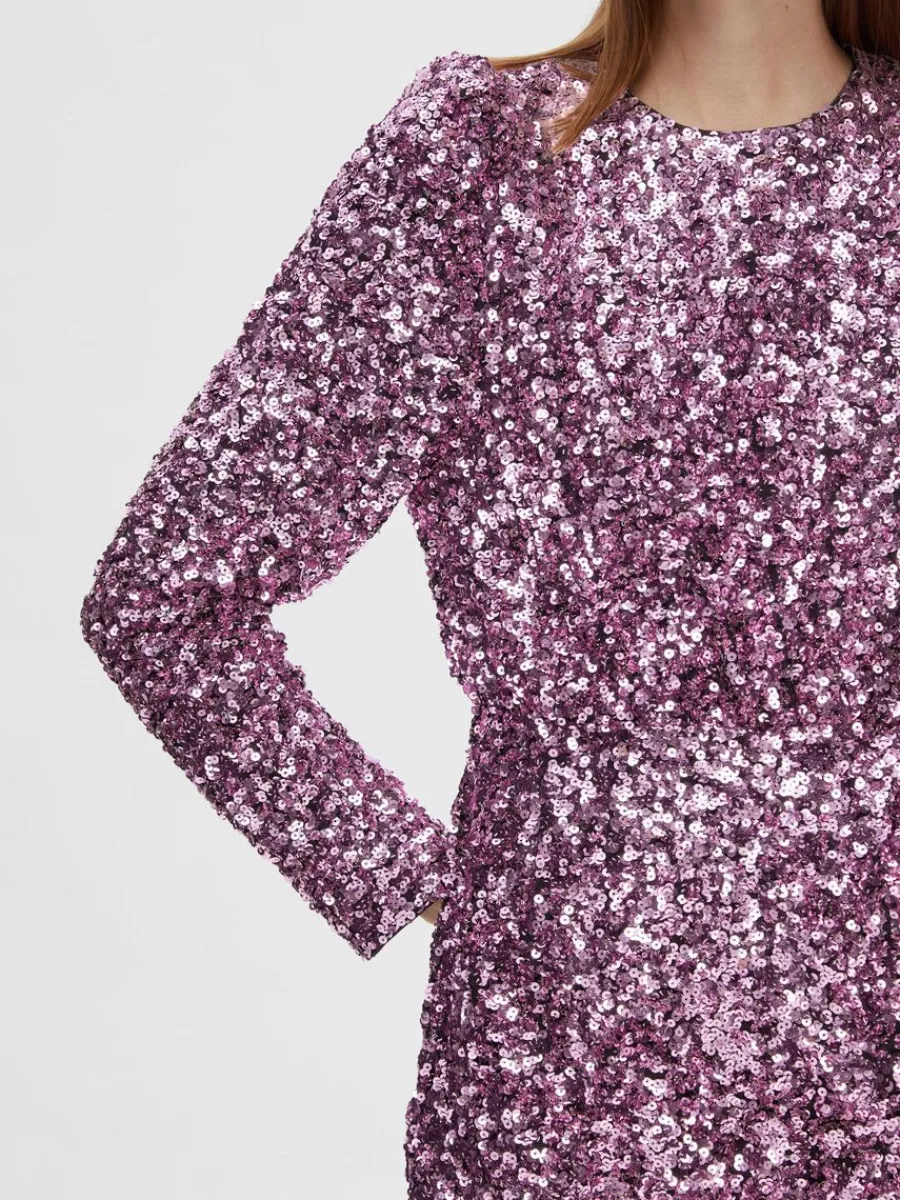 paljett_kort_klnning_3-6.webp SELECTED PALJETT KORT KLÄNNING Pink Clearance
