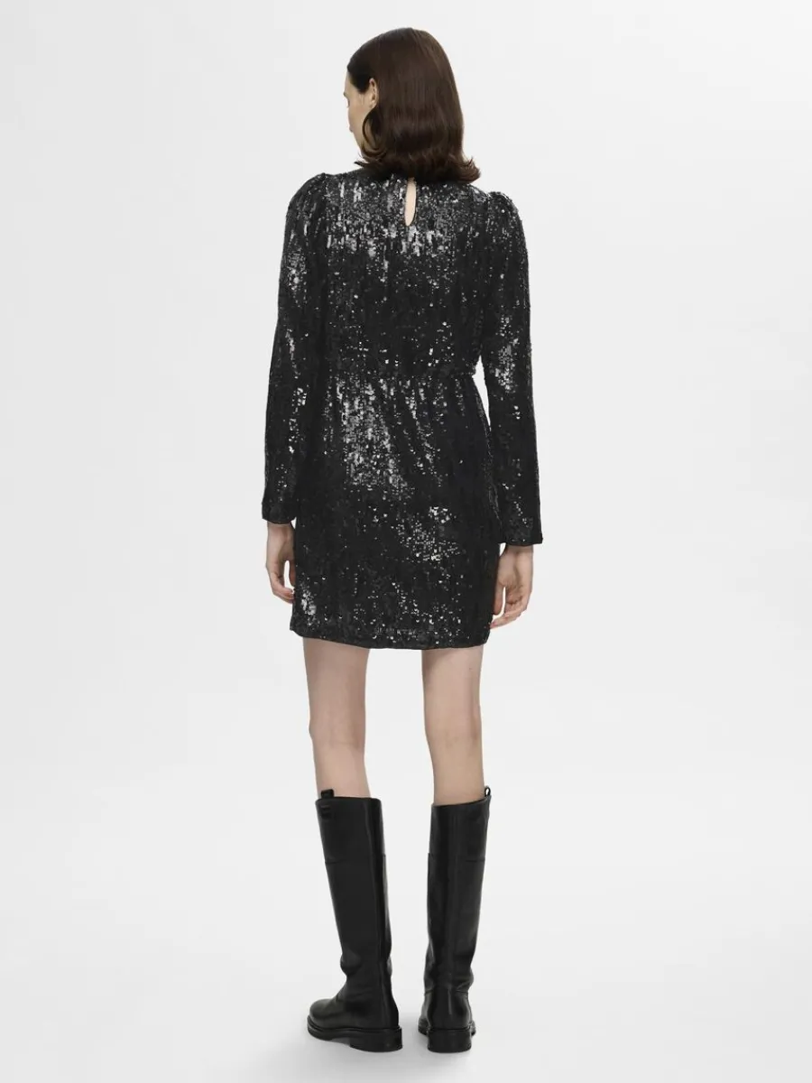 paljett_kort_klnning_4-5.webp SELECTED PALJETT KORT KLÄNNING Black Flash Sale