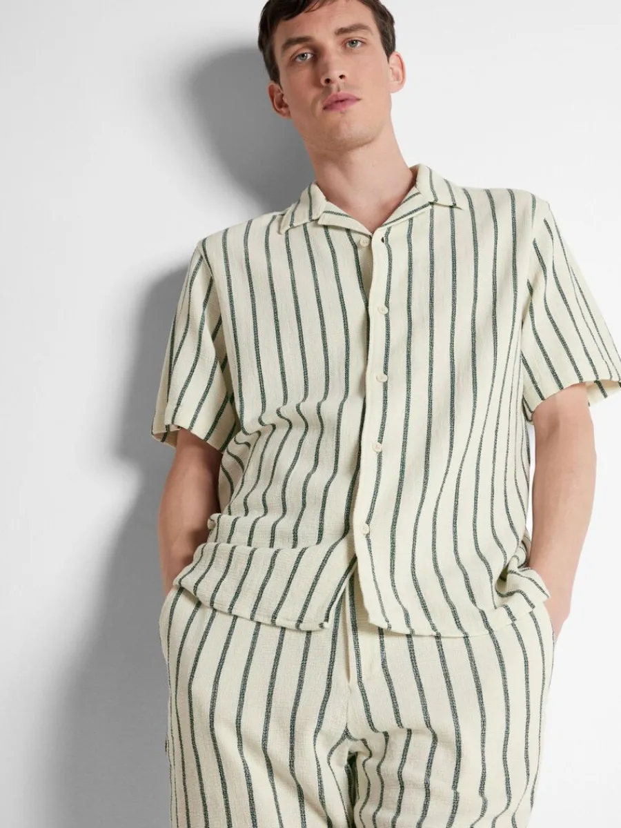 randig_kortrmad_skjorta_3.webp SELECTED RANDIG KORTÄRMAD SKJORTA Green Cheap