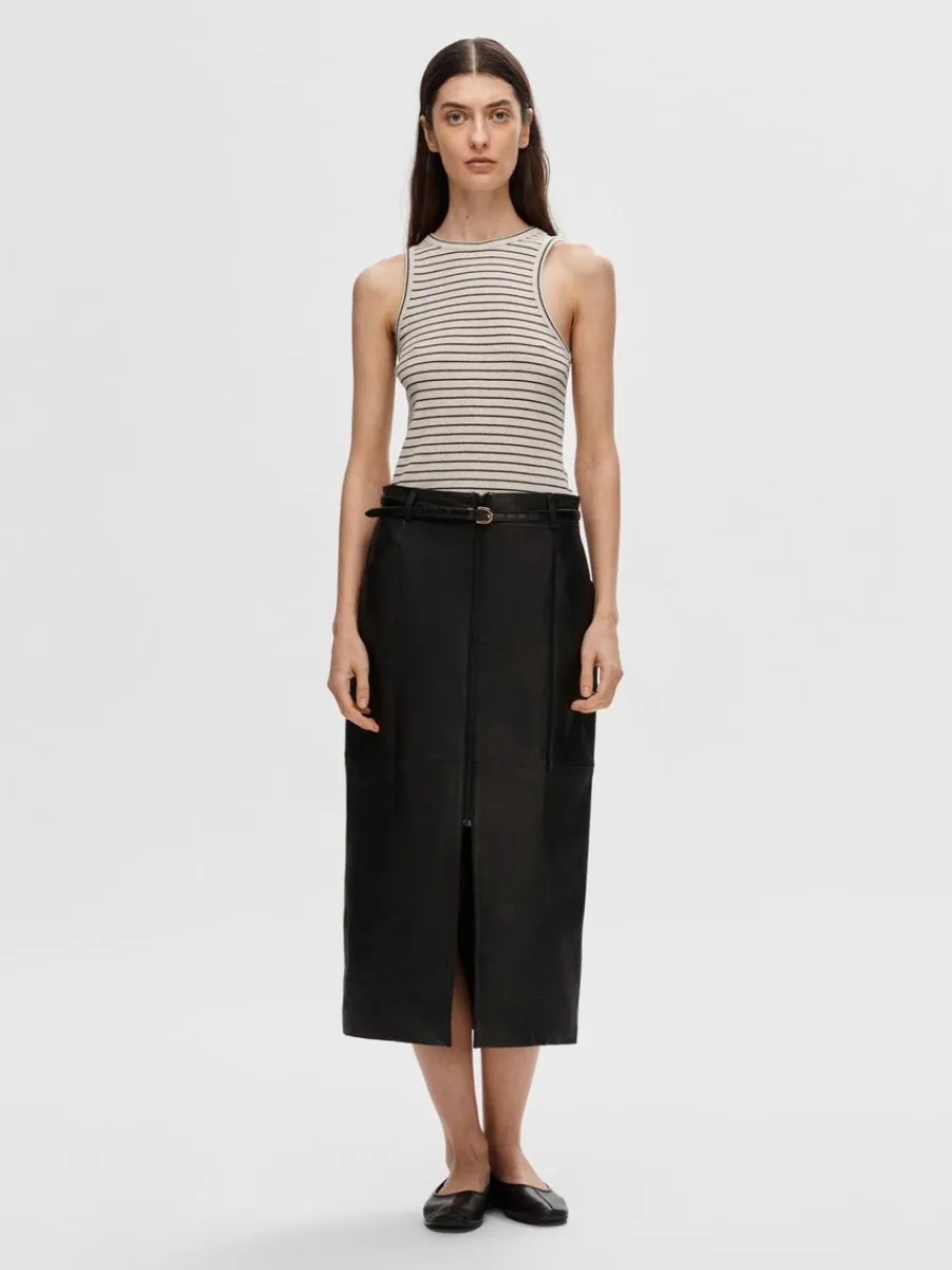 randig_linne_1-1.webp SELECTED RANDIG LINNE Beige Shop