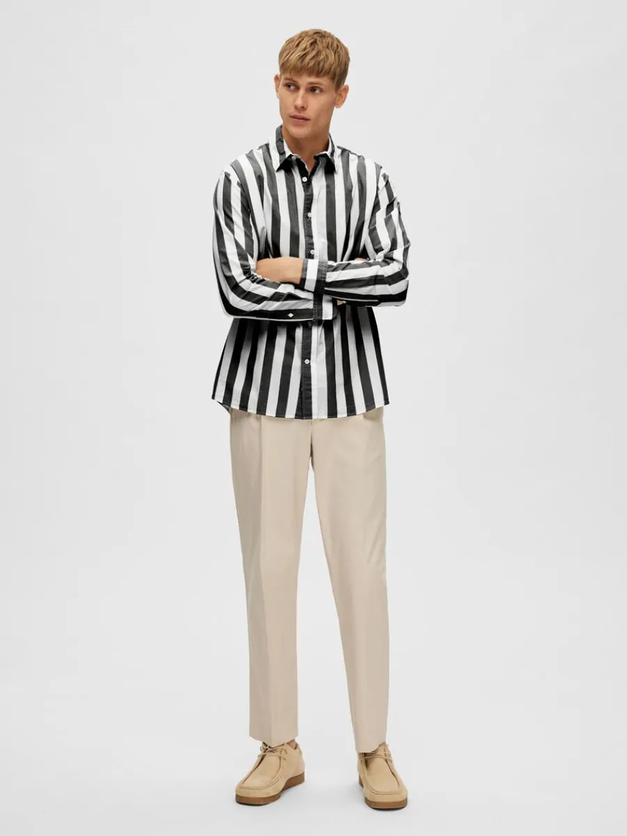 randig_skjorta_2.webp SELECTED RANDIG SKJORTA Black Best Sale