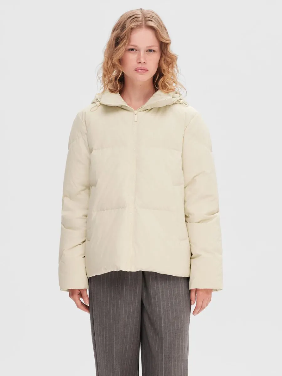 redown_pufferjacka_0.webp SELECTED RE:DOWN® PUFFERJACKA Beige Sale