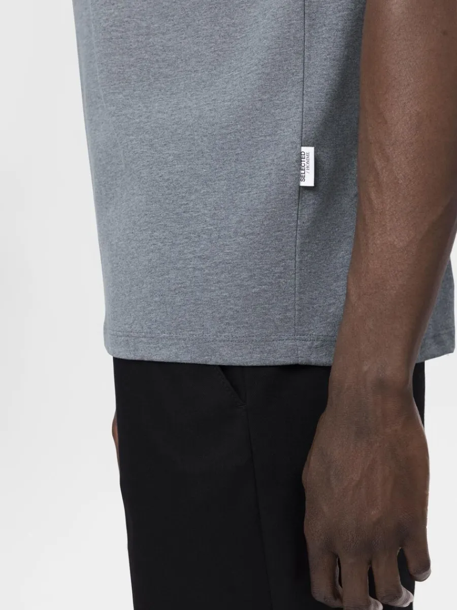 regular_tshirt_3-2.webp SELECTED REGULAR T-SHIRT Grey Sale