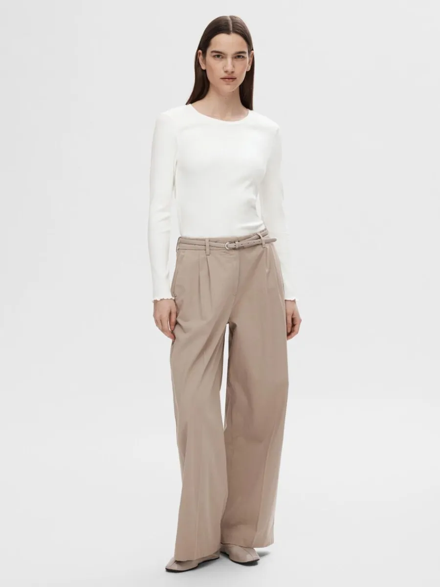 ribbad_lngrmad_topp_1-2.webp SELECTED RIBBAD LÅNGÄRMAD TOPP White New