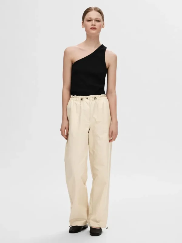 SELECTED ÄRMLÖS ENAXLAD TOPP Black Cheap