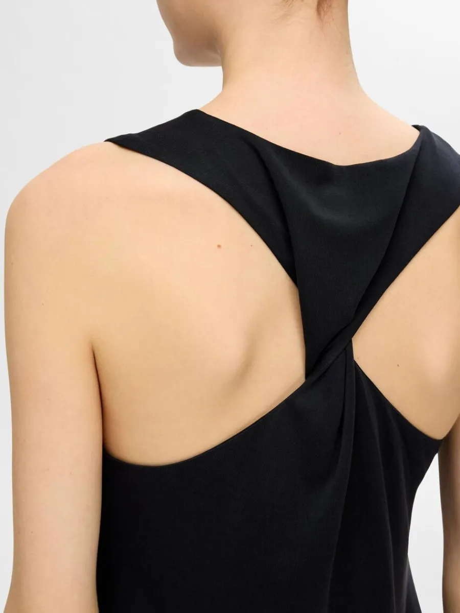rmls_kort_klnning_3.webp SELECTED ÄRMLÖS KORT KLÄNNING Black Discount