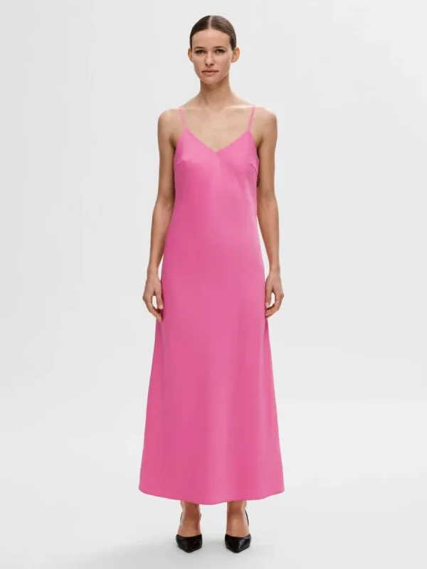 SELECTED ÄRMLÖS SATIN MAXIKLÄNNING Pink Hot