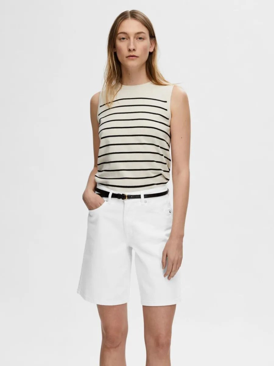 rmls_stickad_topp_0-5.webp SELECTED ÄRMLÖS STICKAD TOPP Beige Store