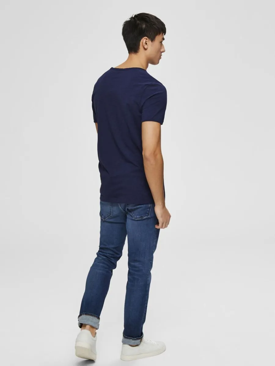 rundringad_tshirt_4-2.webp SELECTED RUNDRINGAD T-SHIRT Blue New