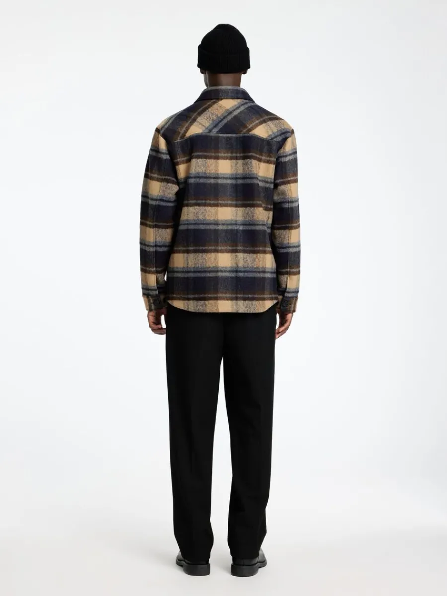 rutig_shacket_1-1.webp SELECTED RUTIG SHACKET Blue Clearance