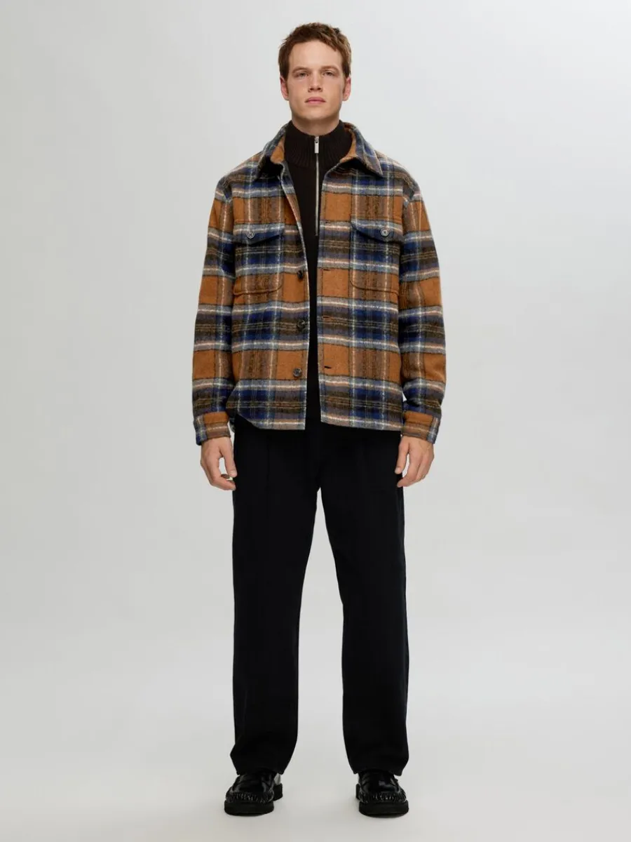 rutig_shacket_3-2.webp SELECTED RUTIG SHACKET Coloured Best