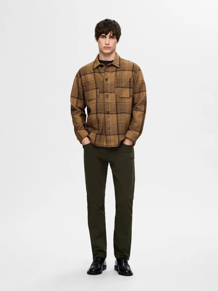 rutig_verskjorta_2-1.webp SELECTED RUTIG ÖVERSKJORTA Brown Shop
