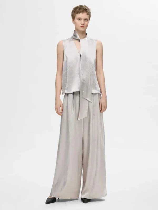 SELECTED SATIN MED ROSETT I HALSEN TOPP Silver Best Sale