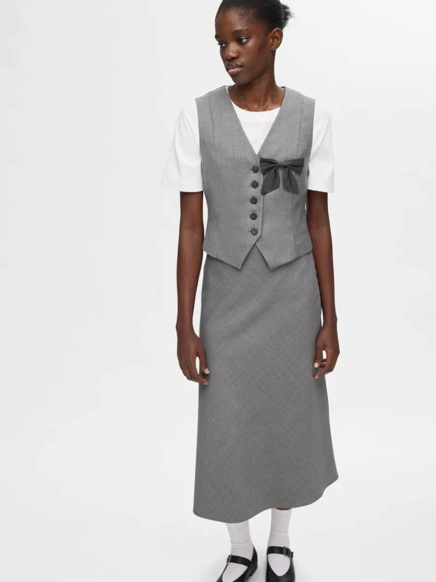 skrddarsydda__midikjol_5.webp SELECTED SKRÄDDARSYDDA - MIDIKJOL Grey Discount