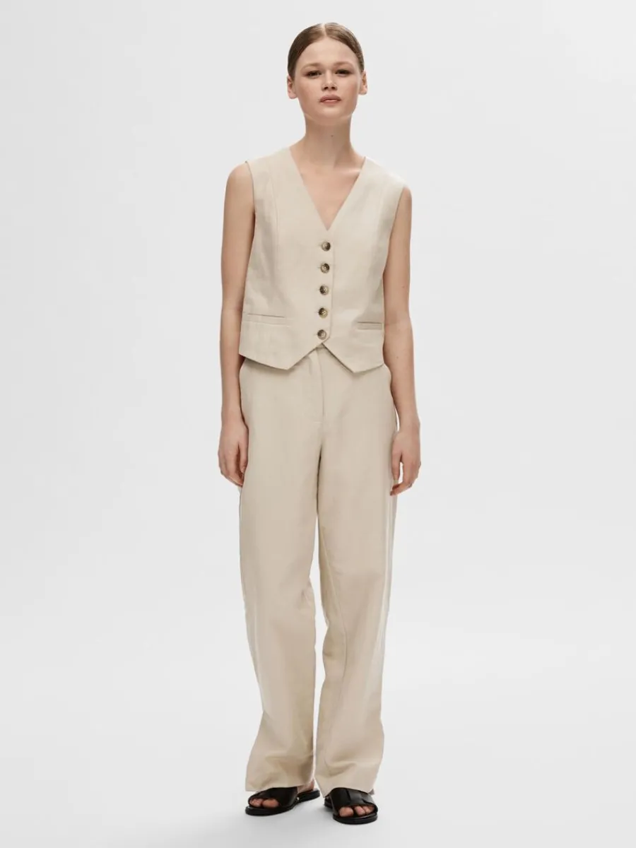 skrddarsydda__vst_1-4.webp SELECTED SKRÄDDARSYDDA - VÄST Beige Cheap