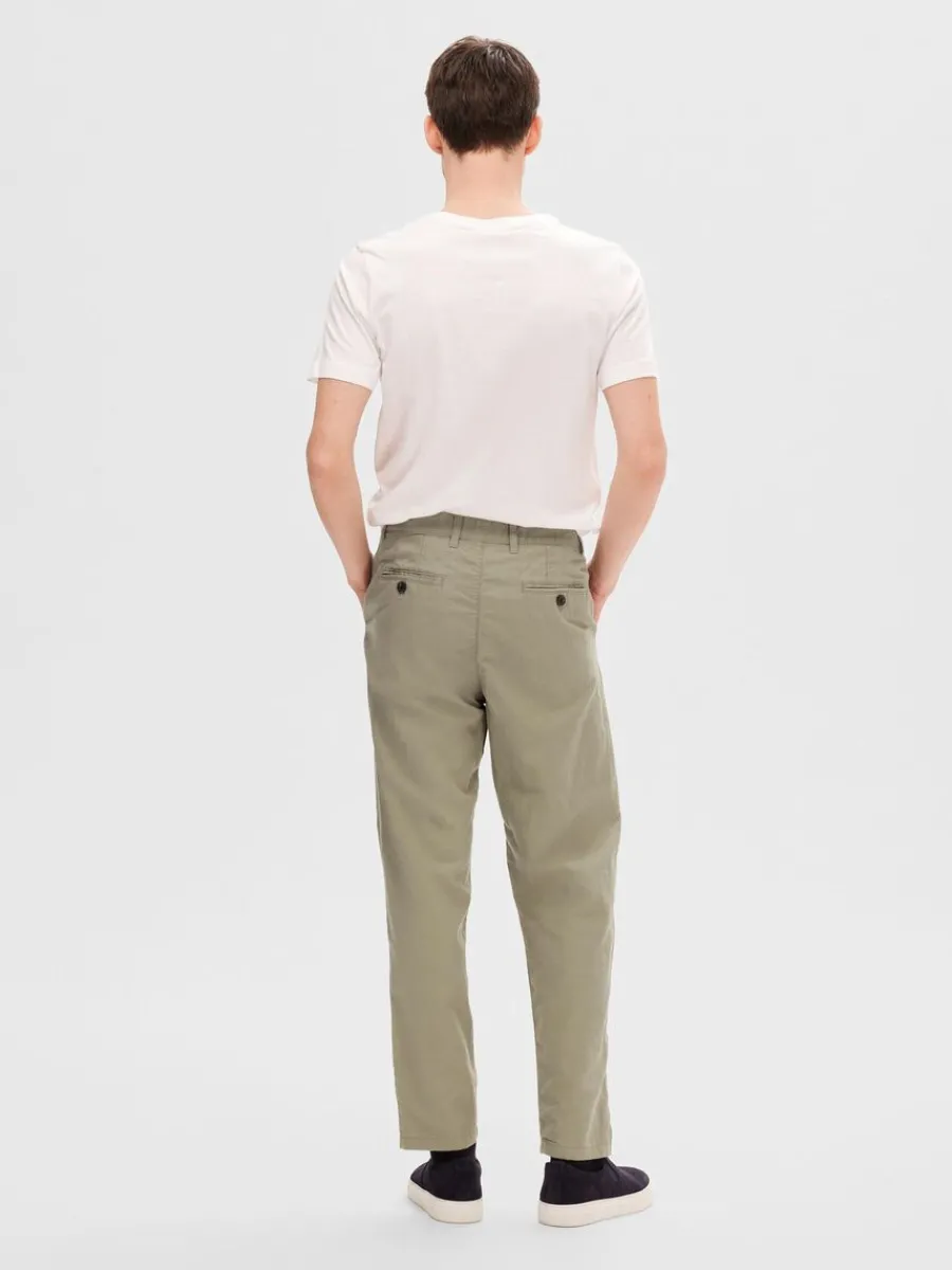 slim_fit_avsmalnande_byx_1.webp SELECTED 172 SLIM FIT AVSMALNANDE BYXOR Green Best