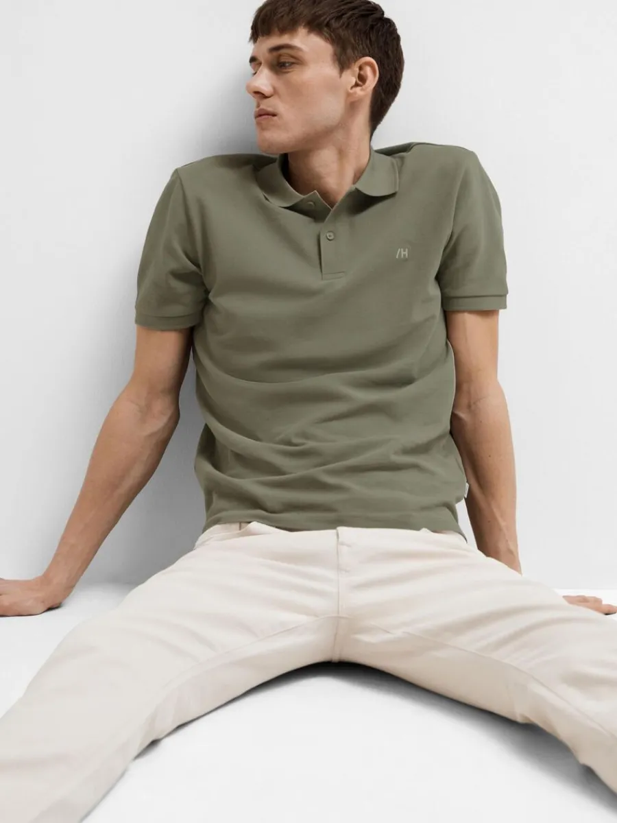 slim_fit_cream_jeans_3.webp SELECTED 175 SLIM FIT CREAM JEANS Beige Shop