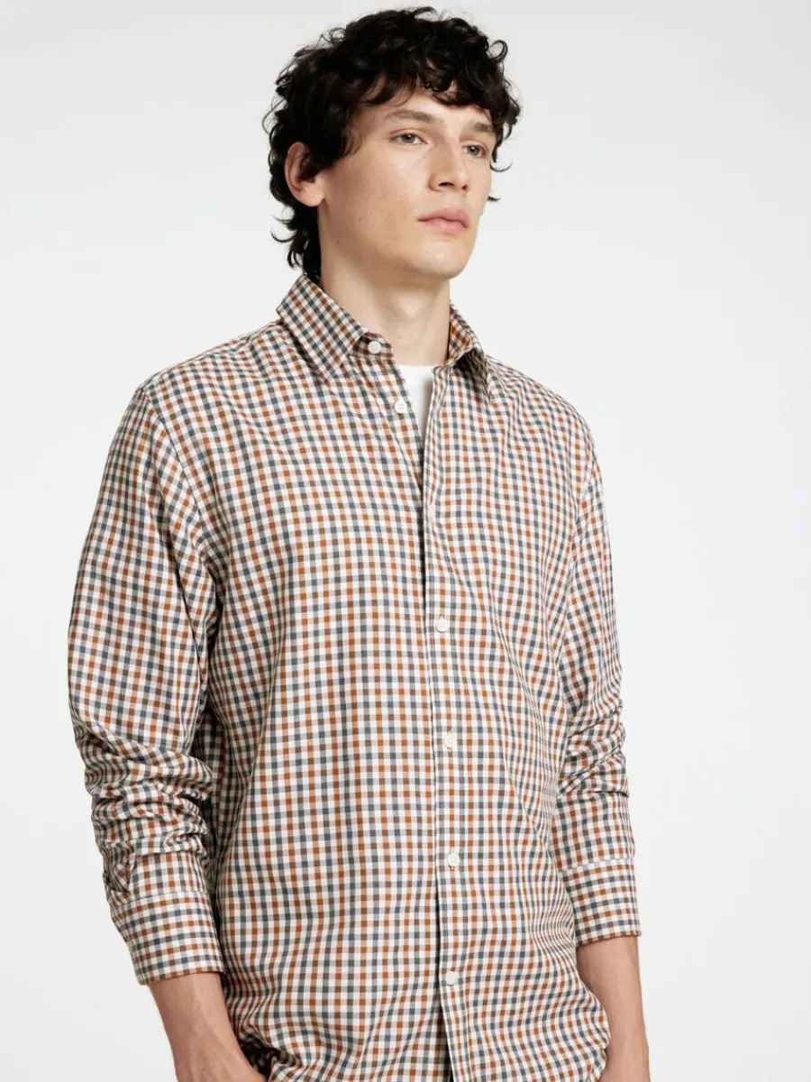 slim_fit_skjorta_3-4.webp SELECTED SLIM FIT SKJORTA Brown Online