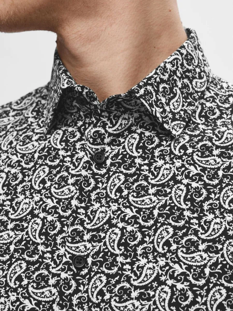 slim_fit_tryckt_skjorta_5.webp SELECTED SLIM FIT TRYCKT SKJORTA Black Shop