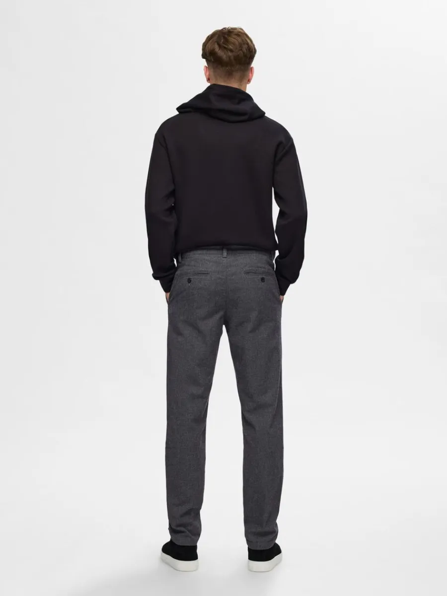 slimfit_brushed_chinos_1.webp SELECTED 175 SLIM-FIT BRUSHED CHINOS Grey Clearance