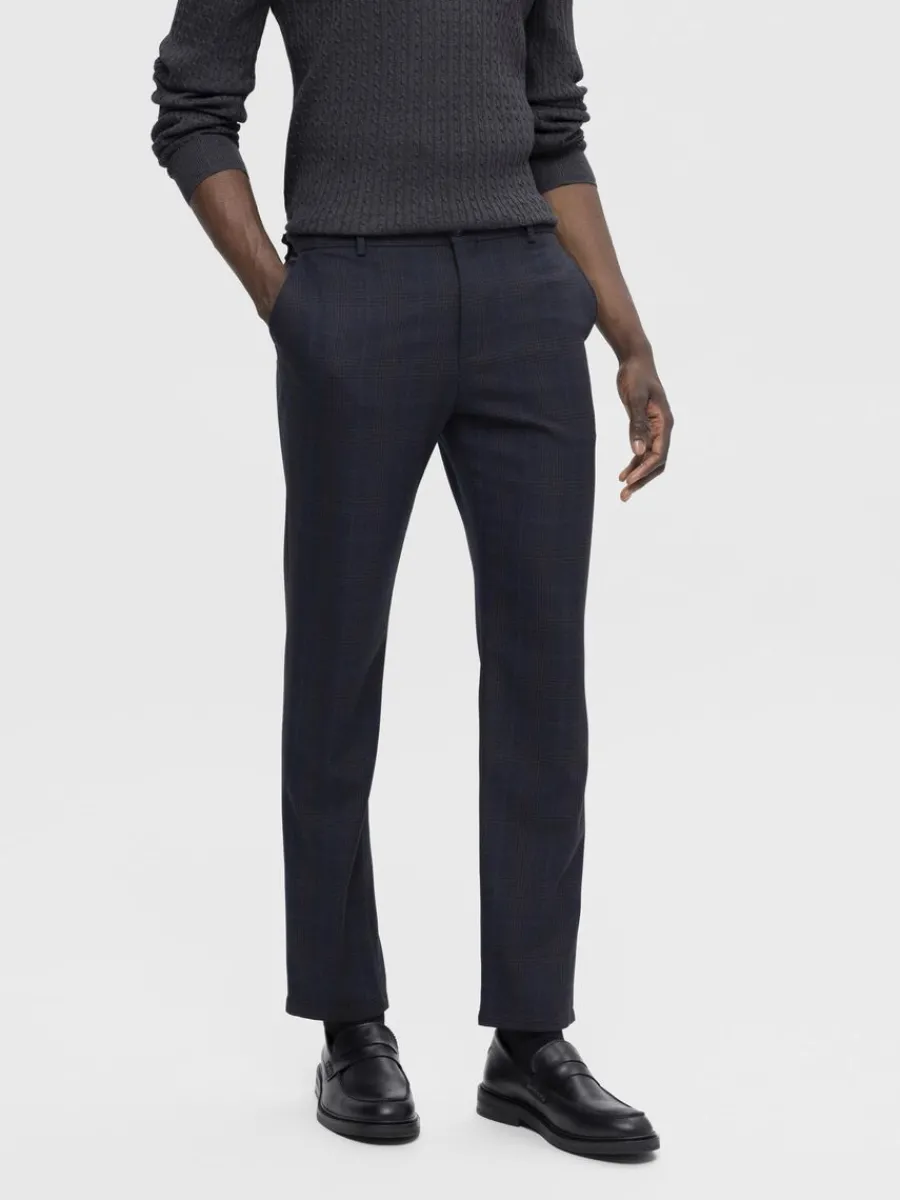 slimfit_byxor_0-9.webp SELECTED 175 SLIM-FIT BYXOR Blue Store