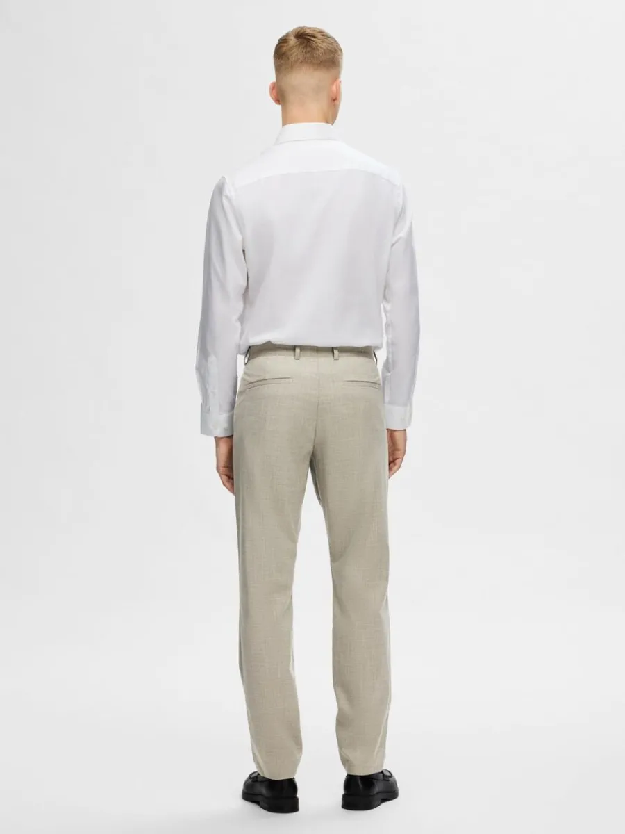 slimfit_byxor_1-4.webp SELECTED 175 SLIM-FIT BYXOR Beige Cheap