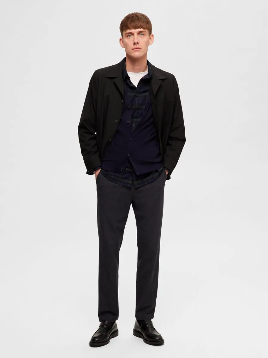 slimfit_byxor_2-8.webp SELECTED 175 SLIM-FIT BYXOR Grey New