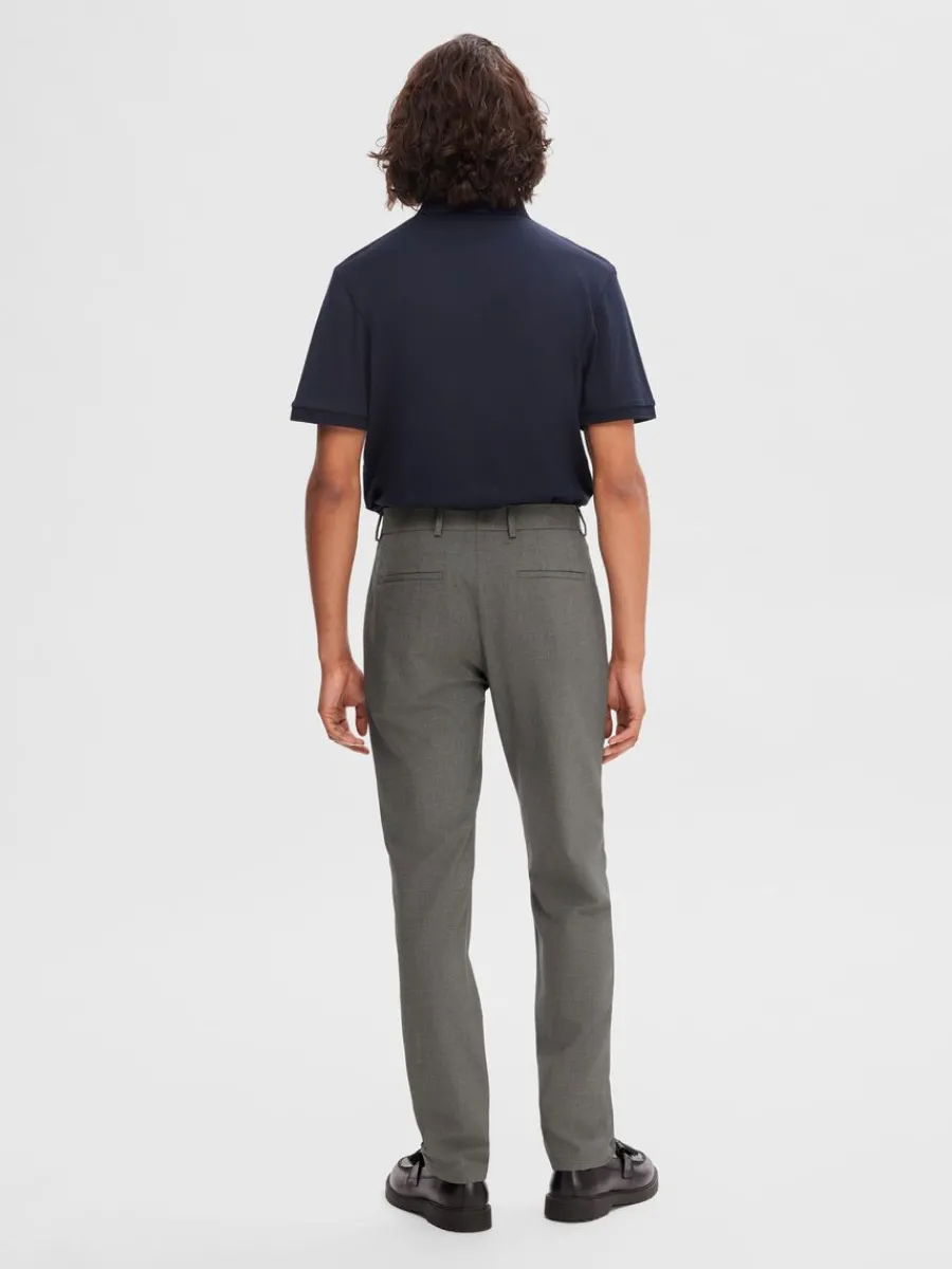 slimfit_byxor_5-3.webp SELECTED 175 SLIM-FIT BYXOR Grey New